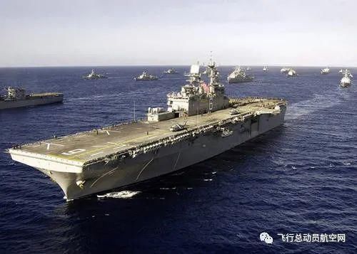 攻击|美军“好人理查德号”两栖攻击舰在圣迭戈海军基地突发爆炸起火 或致报废