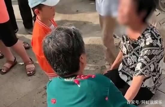 偷偷|老人卖粮款被偷后绝望大哭 小偷偷走的不是钱而是命