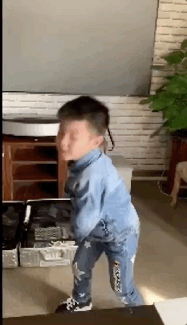  小鱼儿还|还记得《爸爸去哪儿》的小鱼儿吗？他现在长这样