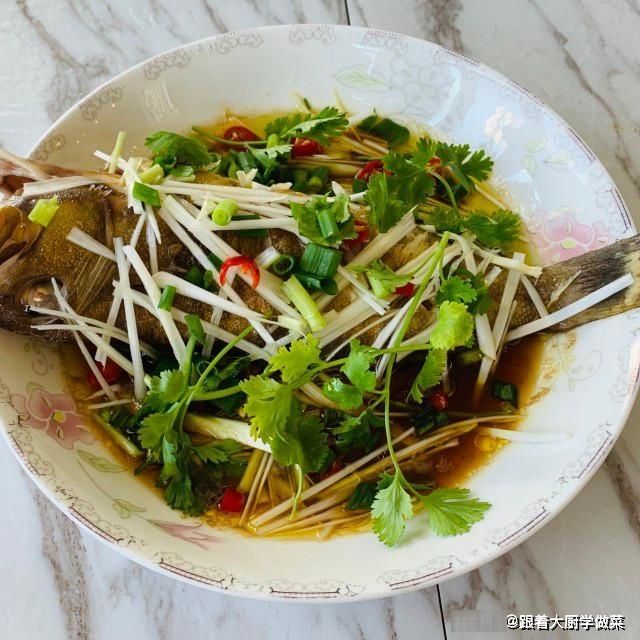  清蒸|火麻仁清蒸石斑鱼，保留食材的原汁原味