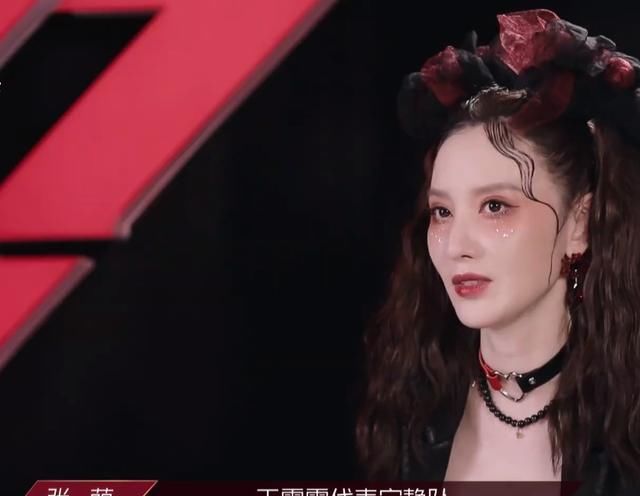 表演|《乘风破浪》王霏霏遭宁静冷眼对待太尴尬,两人隐藏矛盾不可避免