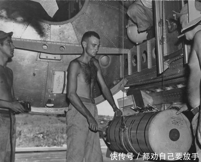  场景|惨烈度空前：影像纪录二战美军轰炸日本场景