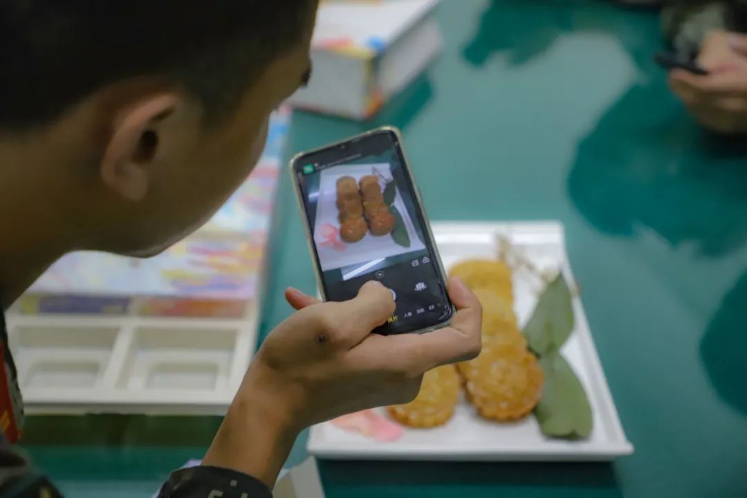 专属|私人订制！专属你的中秋月饼