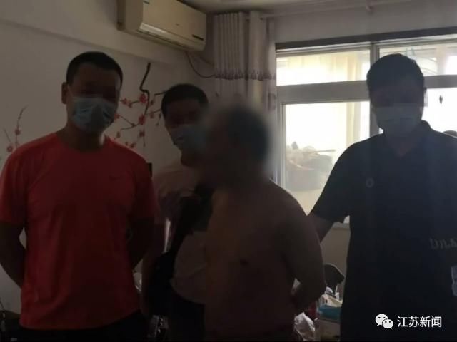  小区|男子费力撬开ATM机，打开瞬间傻眼：里面竟是…哈哈哈