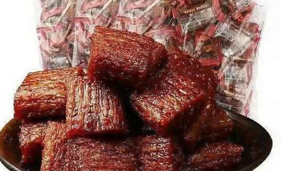 辣条|这5种零食,男孩嘴上说喜欢,其实压根不爱吃,女朋友不要再送了