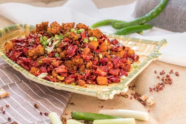  高端|招待朋友不知道做什么菜？自己在家动手做几道高端家常大菜