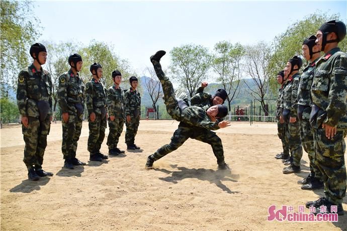  大山|记者在基层 | 一份来自大山深处的青春守望，一次洗涤心灵的“大山之旅”