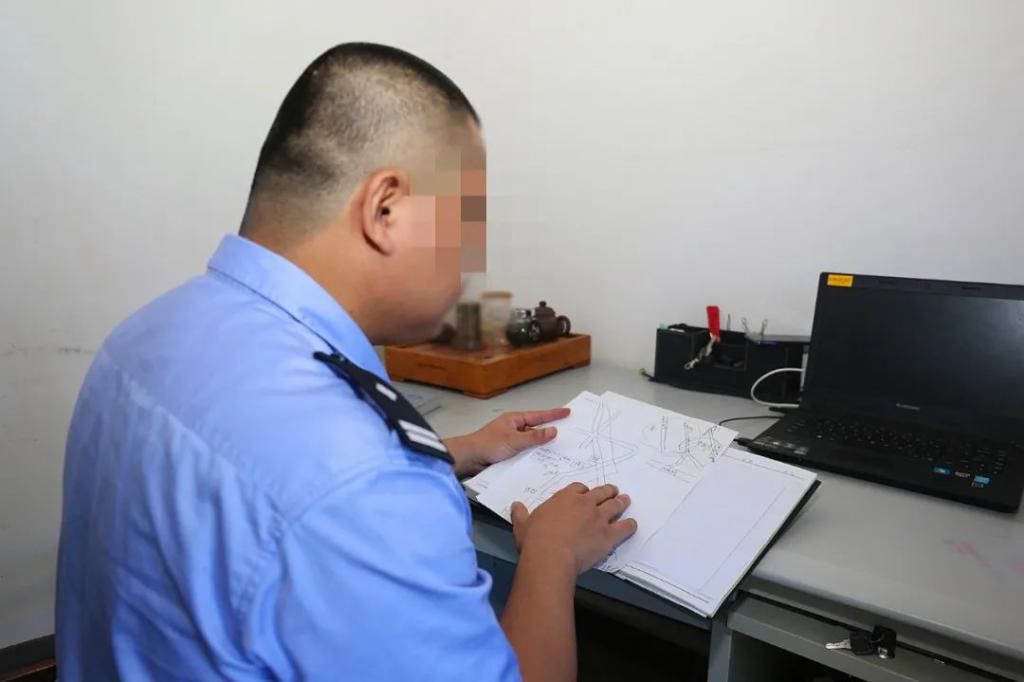  临高|熟记近百名涉毒人员信息，临高海岸警察金吉仁打击毒品犯罪有“绝招”！