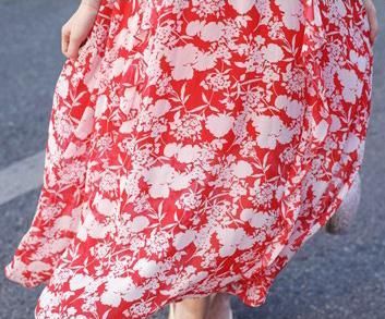  适合|好看的连衣裙很多, 青春减龄的并不多, 这款气质小清新长裙适合你