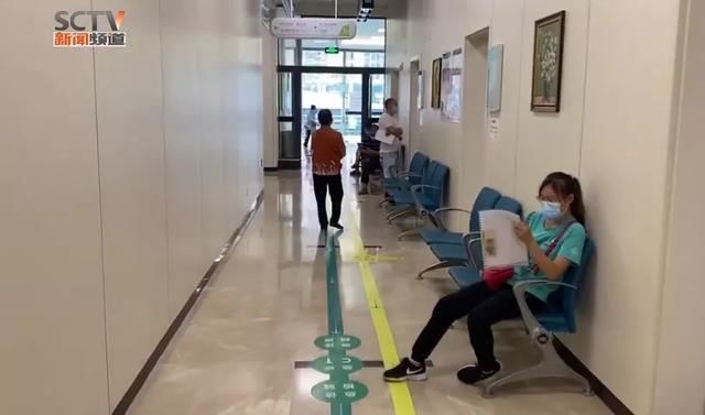  塑料袋|酒店二楼突然飞出个黑色塑料袋，里面传来阵阵啼哭…目击者：太狠心、太残忍