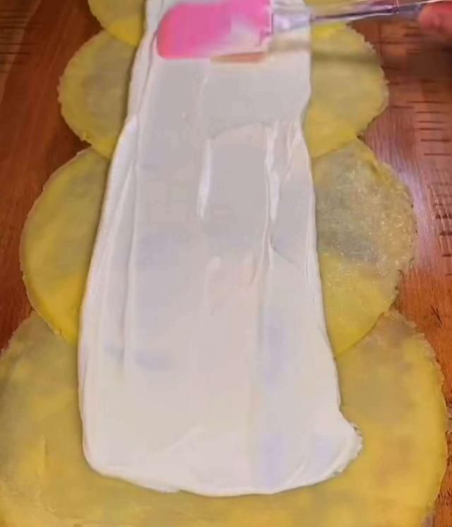  芒果|好吃的芒果毛巾卷平底锅就可以做来跟小编一起做吧