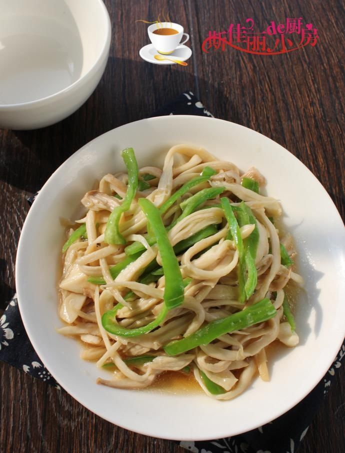  下锅|炒杏鲍菇时，别直接下锅炒，加上这一步，鲜香爽口，入味又下饭