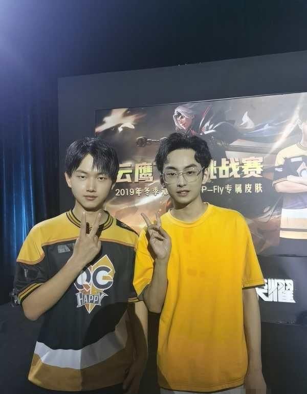  刺痛|KPL：赖神开播传出刺痛声音，细看竟是在QG，这是来FLY争战边？