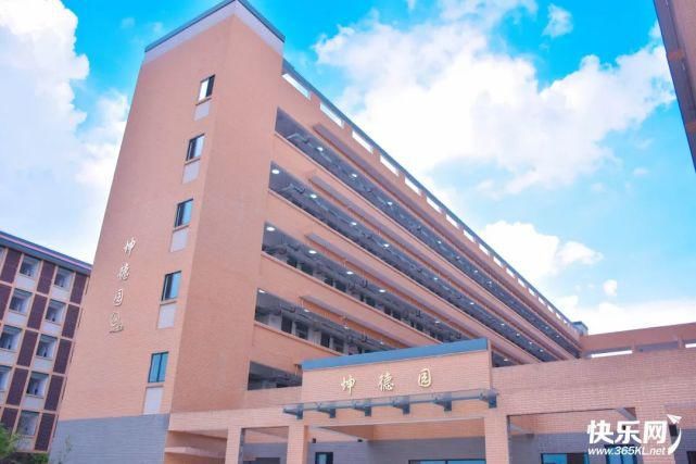  揭牌|你好，新校区！百年贵高新校区正式揭牌！