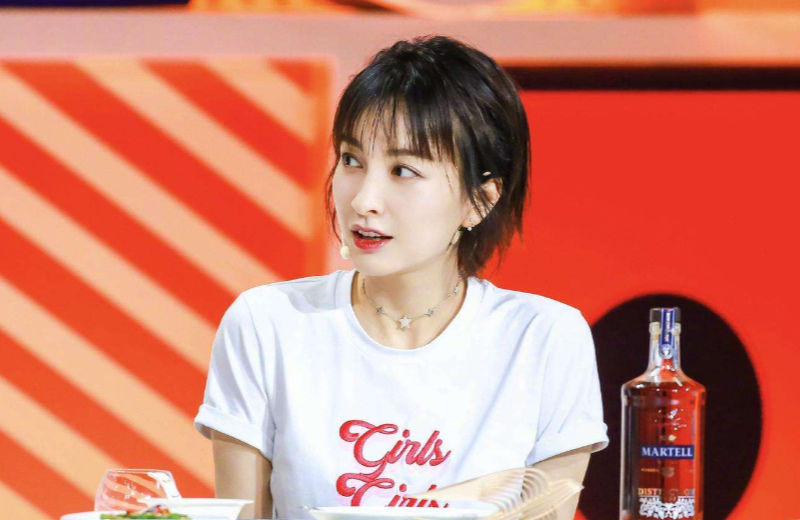  缩小|吴昕因《浪姐》热播声势高涨，缩小与谢娜差距，谁是主持一姐？