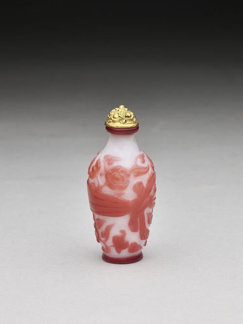 拿乎|台北故宫新展“士拿乎”：方寸间的鼻烟壶与清宫微型艺术