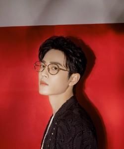  粉丝|肖战《王牌》再被“路透”？粉丝“默默”隐忍，背后原因太难受！