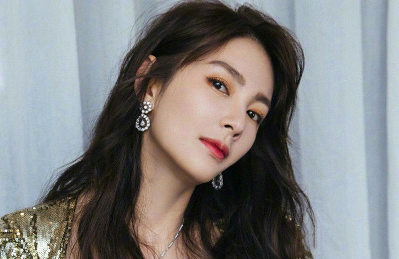  张雨|姐姐团收官之战，张雨绮队95票之差险胜，宁静队压轴表演被吐槽