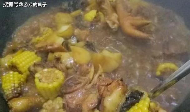 白酒|东北朋友请吃饭,三人只点一道菜,菜没吃完,白酒喝了3瓶,服气