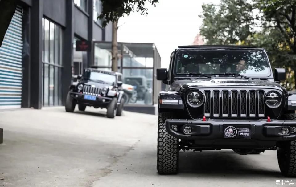  改装|【頂火范儿】暗星丨加版牧马人卢比肯整车改装案例