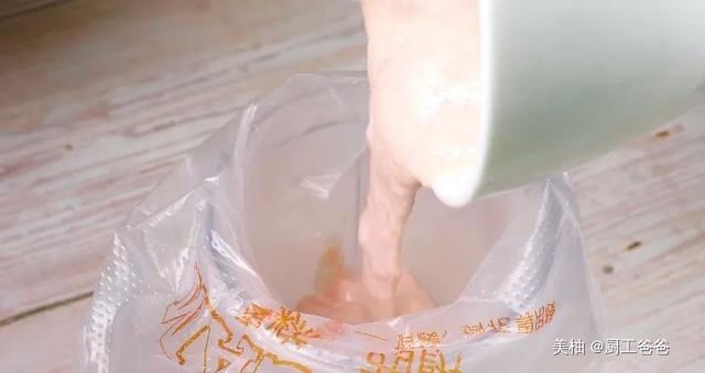  西红柿|适合9个月宝宝吃的辅食小零食！简单又好做，宝宝超爱吃！长高个