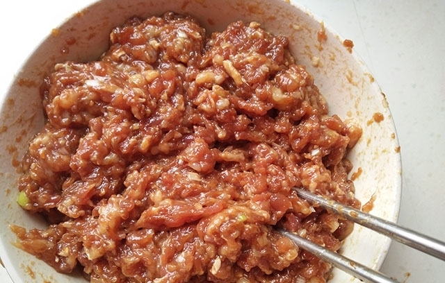 面团|馅饼这样做,南方人也爱吃,方法步骤教给你,学会家人有口福了