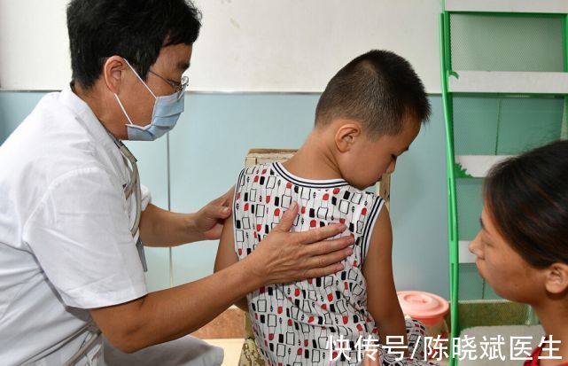 医生提醒厨房三种调料尽量少吃(医生呼吁：禁止食用厨房“1调料”，不听劝，脾胃或“烂如渔网”)