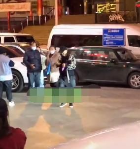 依然|丫蛋前夫王金龙低调现身,穿衣被赞时尚帅气,离婚后依然受捧拍戏