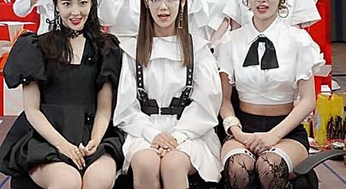  少女|硬糖少女喜爱度投票：王艺瑾86.7郑乃馨77.2，看到希林：有点意外