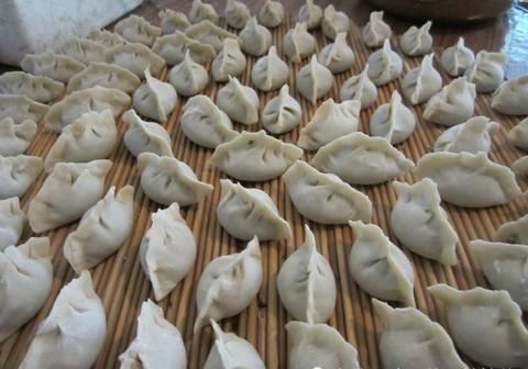 难忘|记忆中最难忘的美食,当然是妈妈给包过的饺子