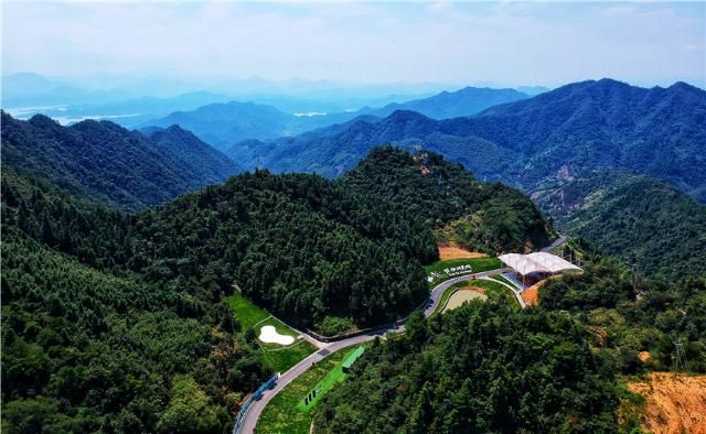 江南|一场说走就走的探险旅行，千岛湖上的空中悬廊，720俯瞰江南美景