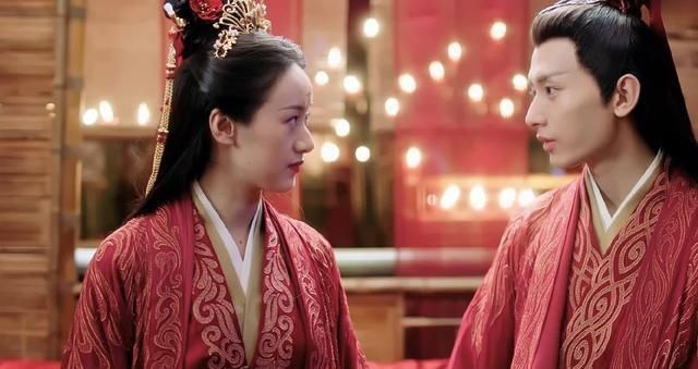 敏言|《琉璃美人煞》三对情侣,紫狐和无支祁最甜,司凤和璇玑次之