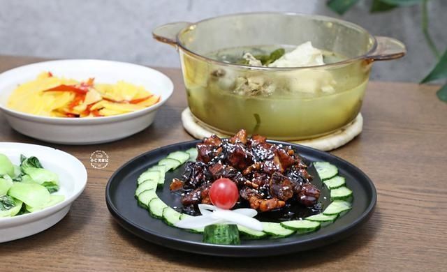 选择|晚餐不要吃得太辣太油，我选择这样搭配菜肴，给家人一顿健康饭菜