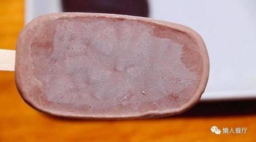  懒人|不用打发淡奶油，不用加蛋黄，教你懒人脆皮雪糕的做法，轻松学会
