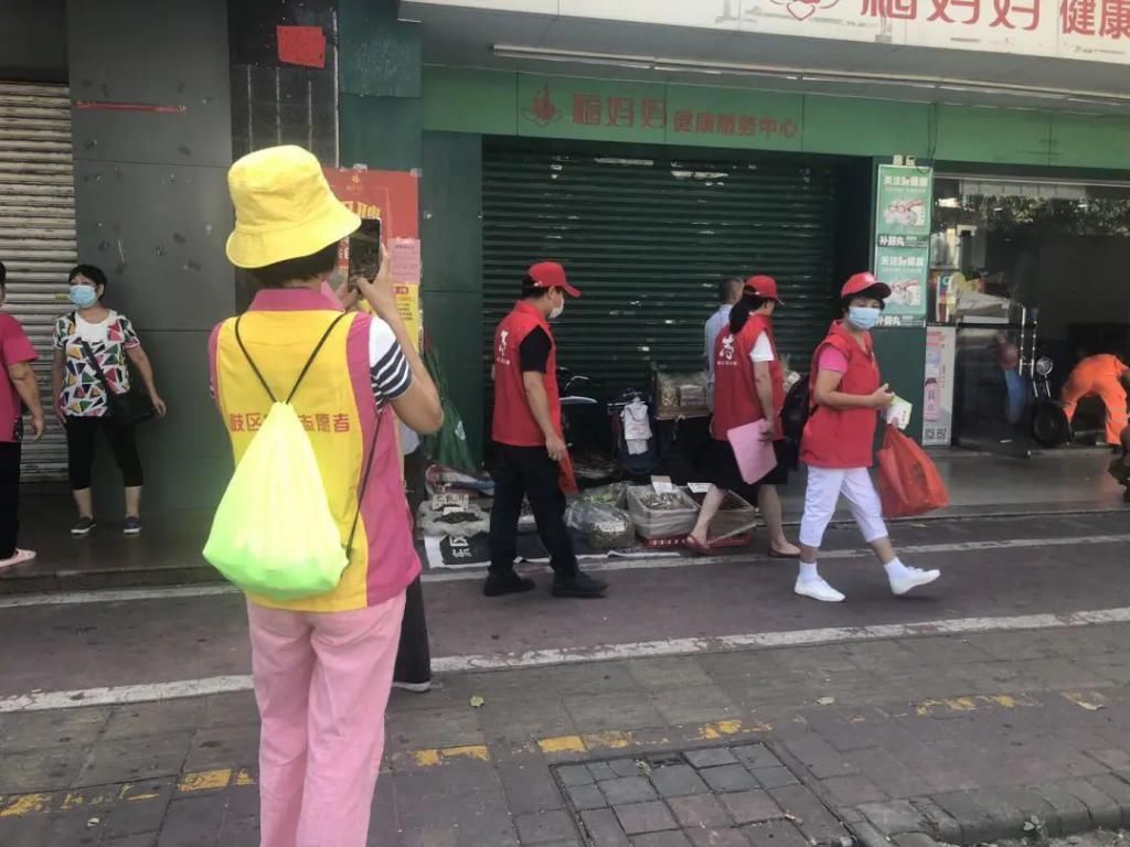 石岐|举手之劳显文明！石岐这群“志愿红”随手行动让文明如影随形~