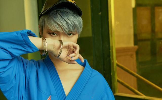 李宇春|李宇春《好声音》番位惹争议,唯一新人站C位,谢霆锋都在她旁边