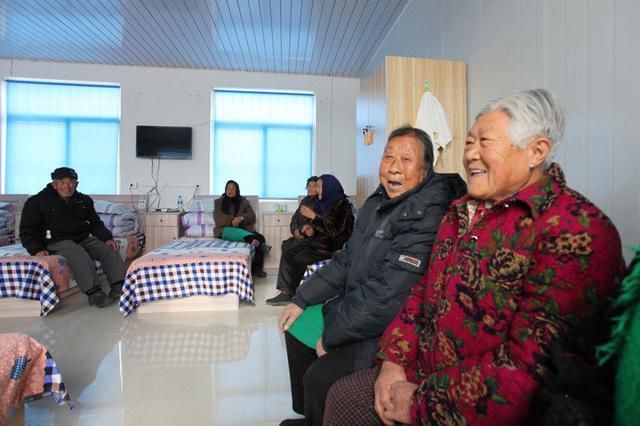 照顾|农村养老怪象“轮月养老”，儿女平均孝顺，老人一语道出其中的苦