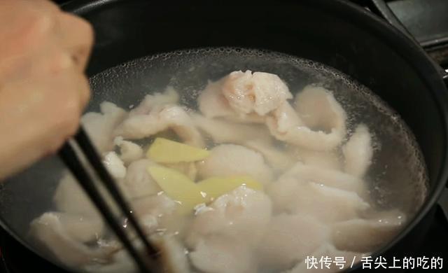 滑嫩|传统菜创新做法回锅鱼片,鲜香麻辣更滑嫩,吃着过瘾