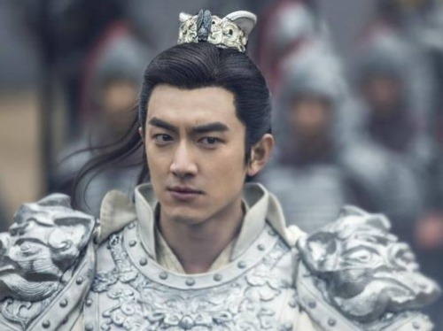  排行|《三国》武将排行：戎马一生却毫发无伤，他才是第一猛将！