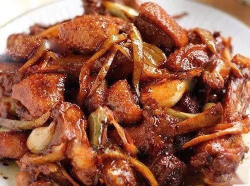  悄悄|这种水果正悄悄上市！不仅酸甜可口，全身都是宝！喜欢吃吗？