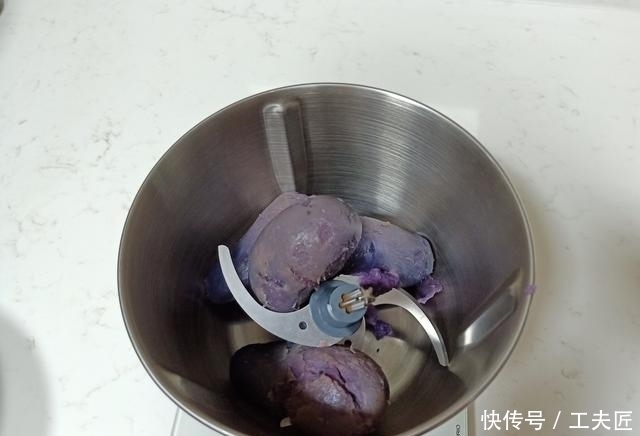 好吃|3分钟早餐煎饼,不用水不揉面,手不沾面1勺1个,简单好吃还不胖