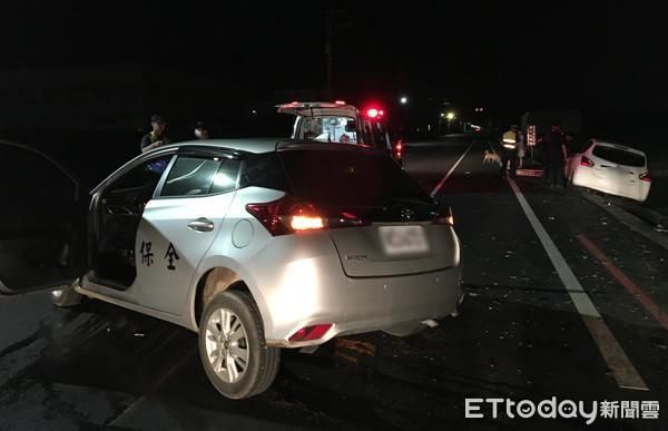  驾驶|苗栗2车半夜碰撞！小客车冲入田边　驾驶酒测0.1遭质疑找人顶替