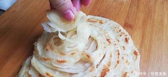 早餐|早餐教你做层层酥脆的煎饼,5分钟出锅,孩子说比鸡蛋饼还好吃