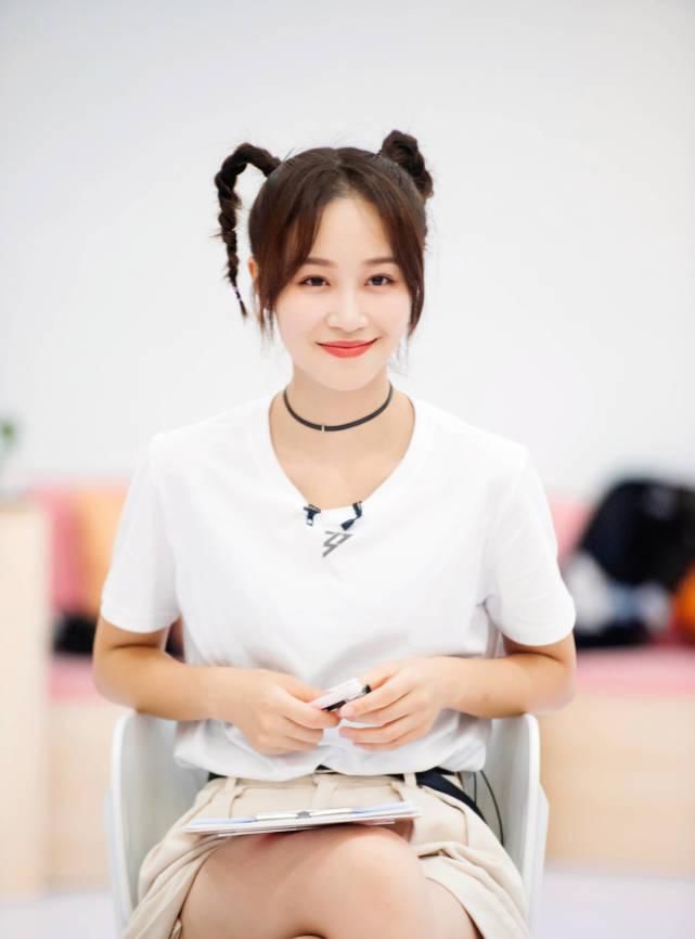  感动|伊能静给蓝盈莹写小作文，网友：没看节目都会被感动