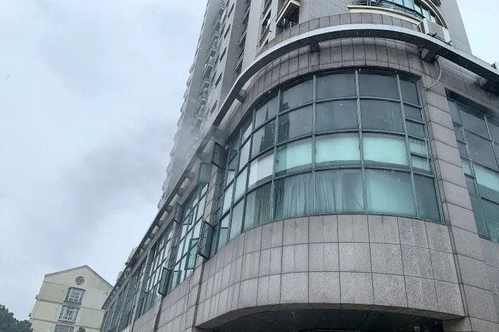  消防|好机智！凭一句口诀，9岁女孩带着弟弟妹妹火场成功逃生