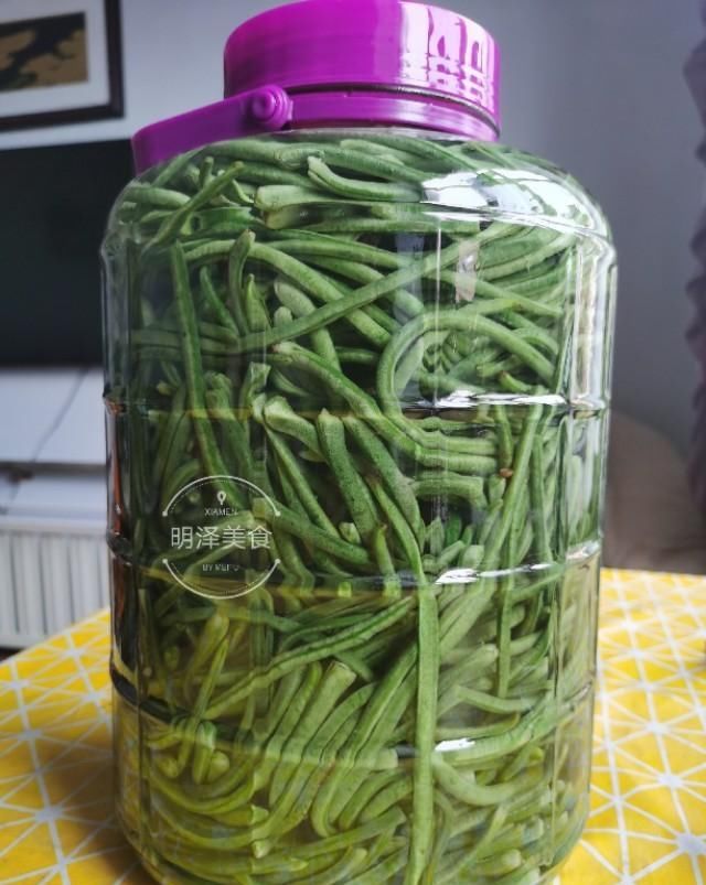  酸豆角|制作泡酸豆角，需要掌握三个要点，豆角酸脆味道纯正