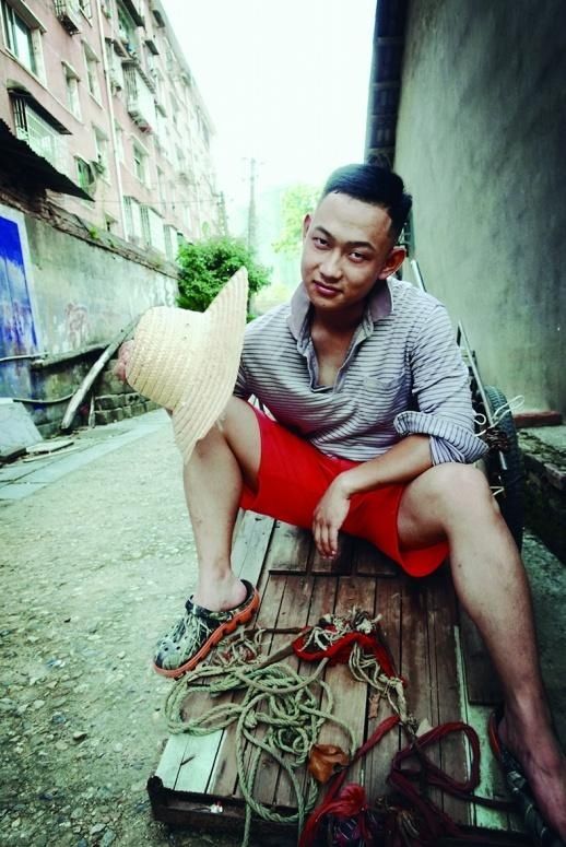 视频|自制幽默普法视频，警界新兵成“网红”