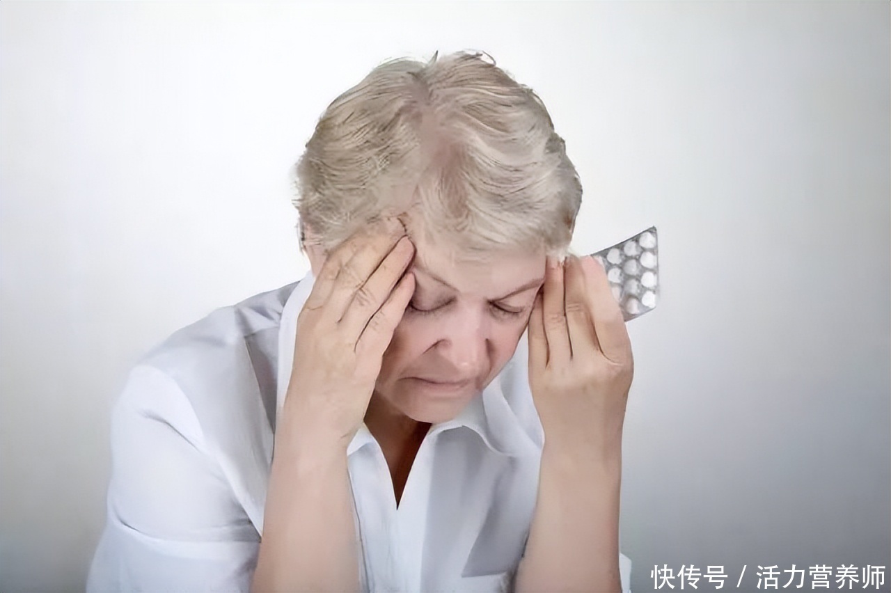 6个症状说明你已经过度疲劳(当你经常出现这几个症状，说明你已经“疲劳过度”，抓紧时间休息)