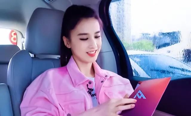  姐姐|《街舞3》又出新招？有黄渤带节奏还不够，还要请姐姐团来跳街舞