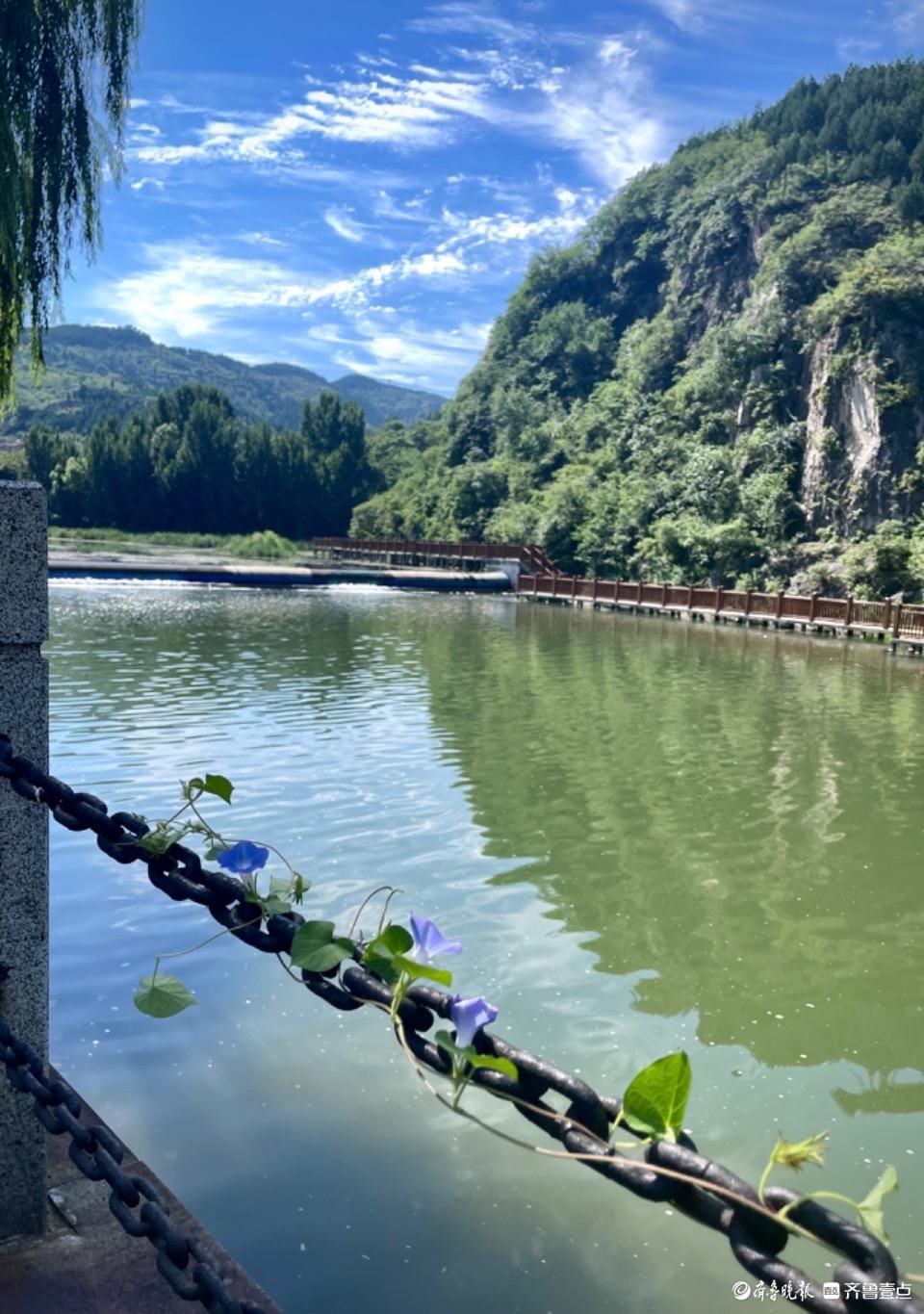 初秋的南部山区，天蓝水绿风光美